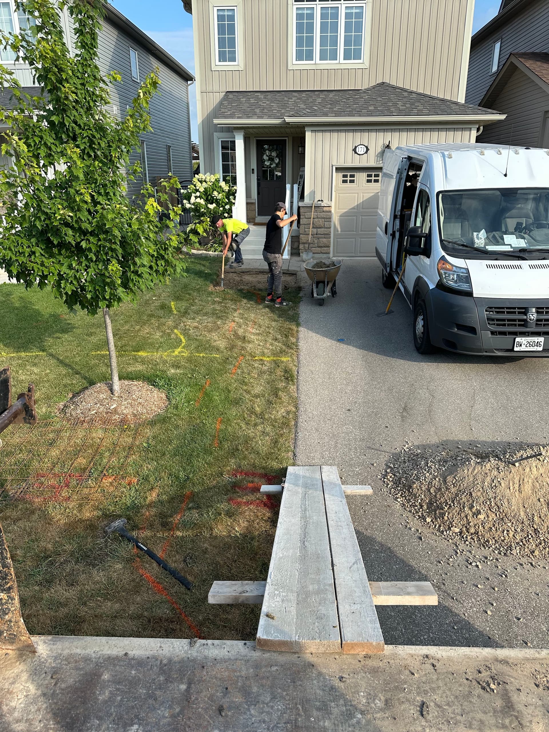 Gallery photos for Stunning Decorative Walkway in Fergus: Image #1