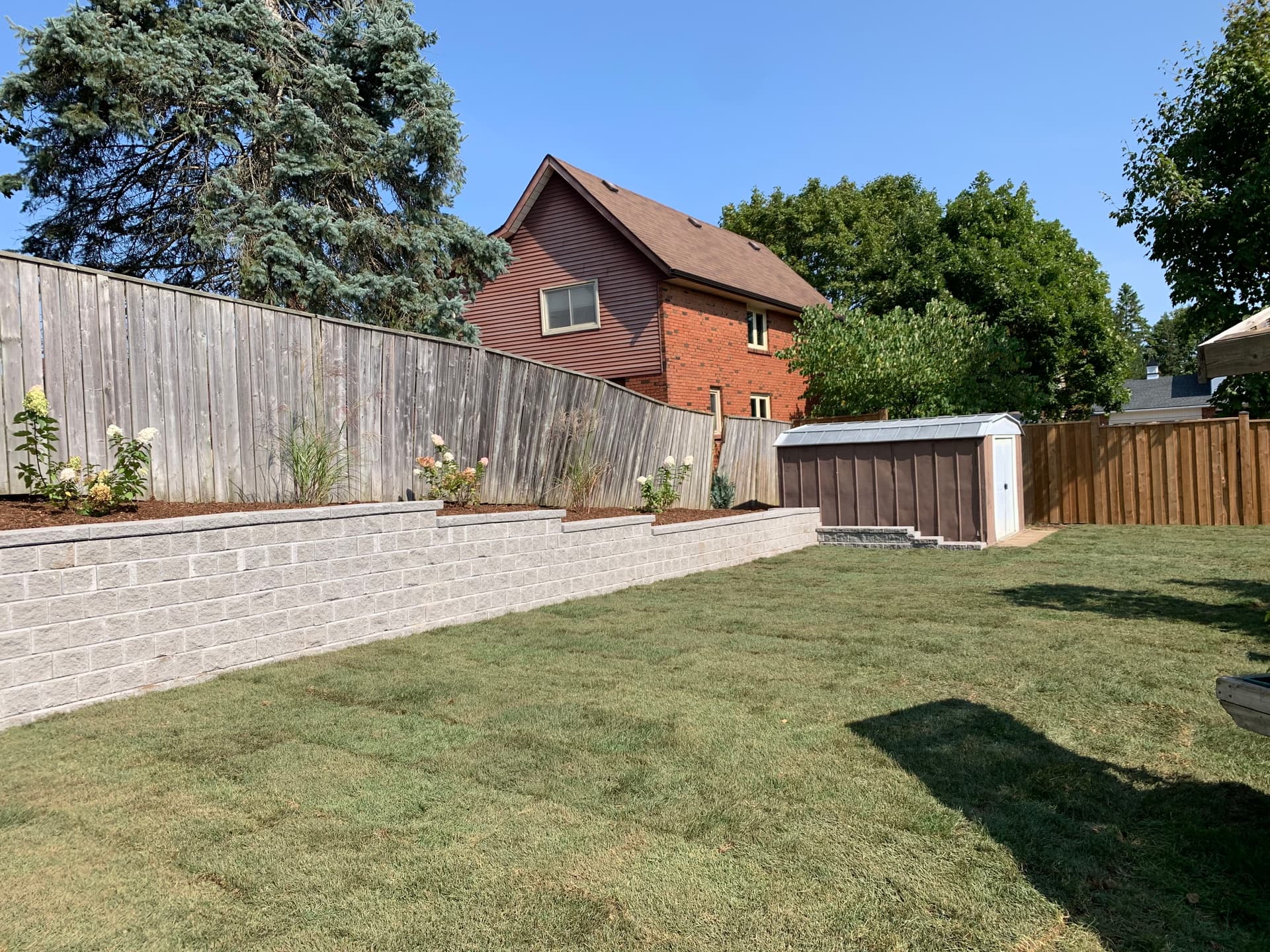 Crafting a Family-Friendly Backyard Retreat