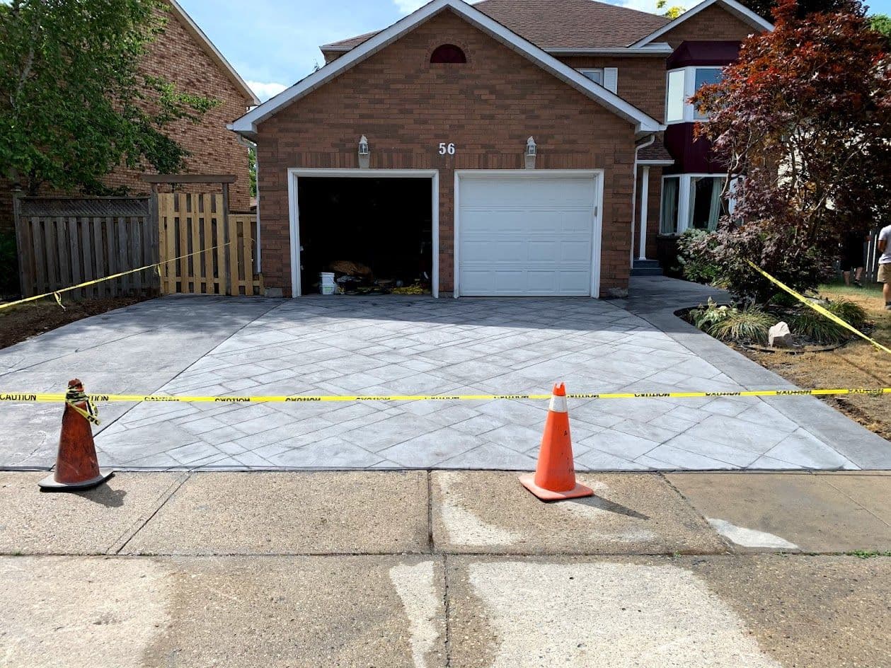 Blog post How Long Does It Take to Install a New Driveway? image